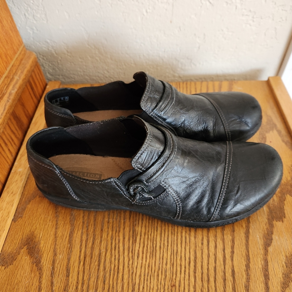 CLARKS WOMEN'S CHEYN MADI BLACK LEATHER SLIP-ON LOAFER SIZE 12